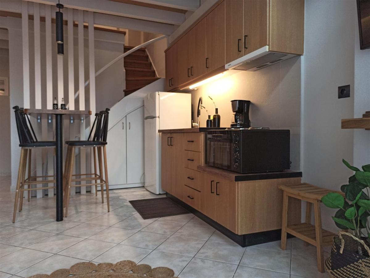 Filikon Maisonettes كالاماتا المظهر الخارجي الصورة